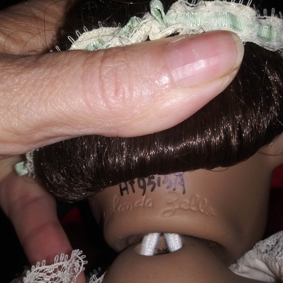 Whitney, porcelain doll - Picture 8 of 10